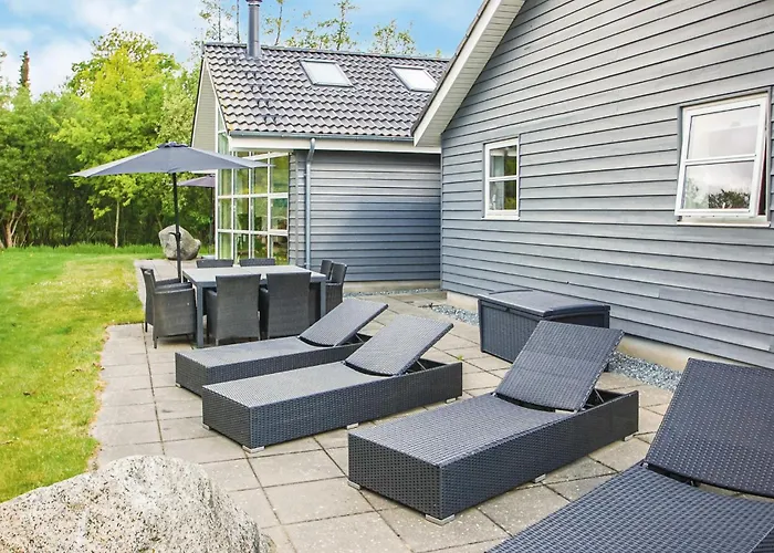 Two-Bedroom Holiday Home In Aabenraa